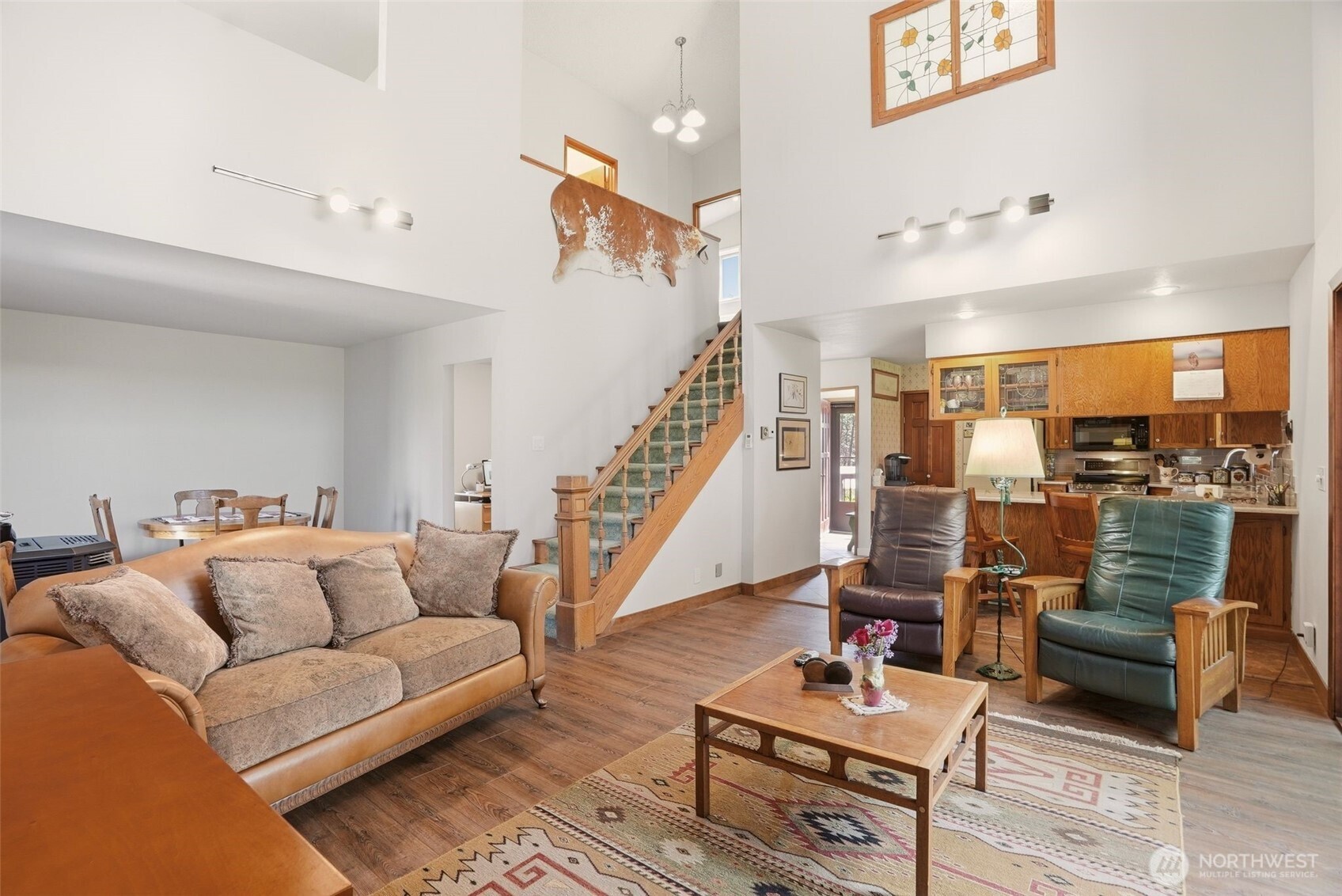 12119 S Spotted Road Property Photo 6