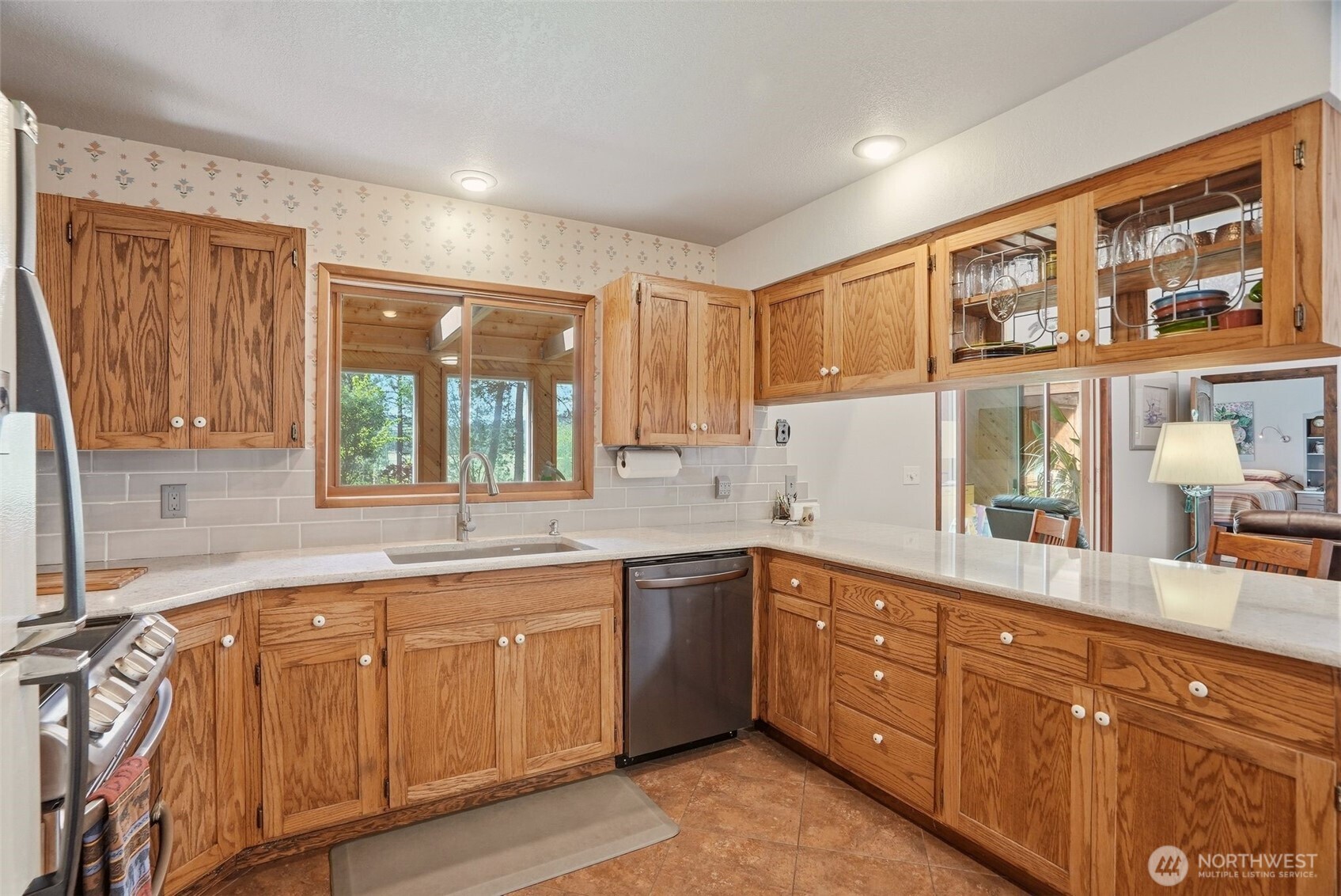 12119 S Spotted Road Property Photo 10