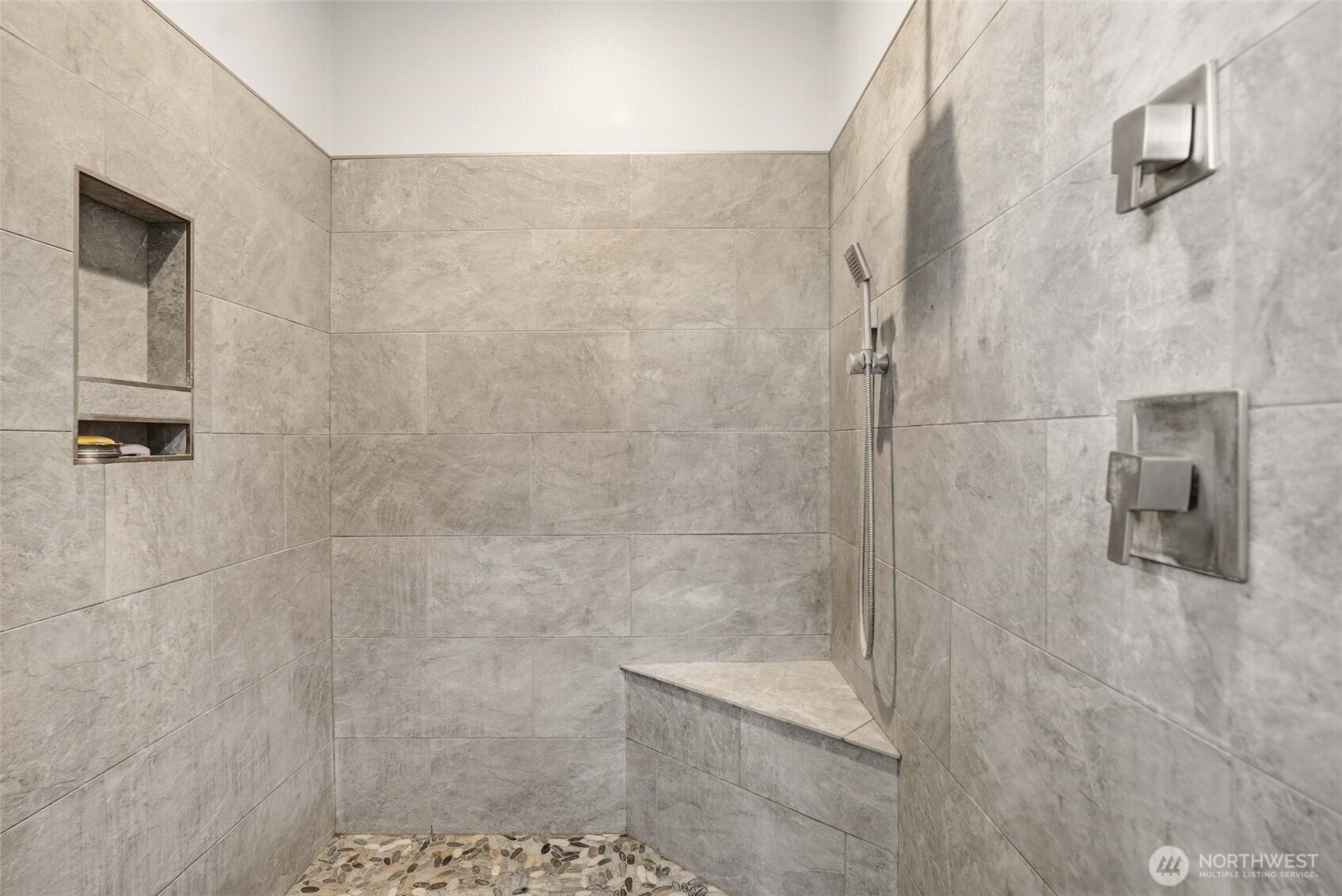 12119 S Spotted Road Property Photo 16