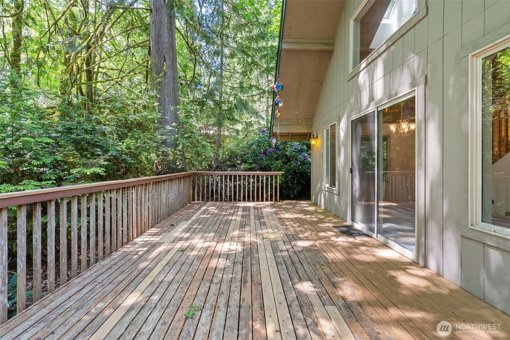 431 E Pointes Drive Property Photo 20