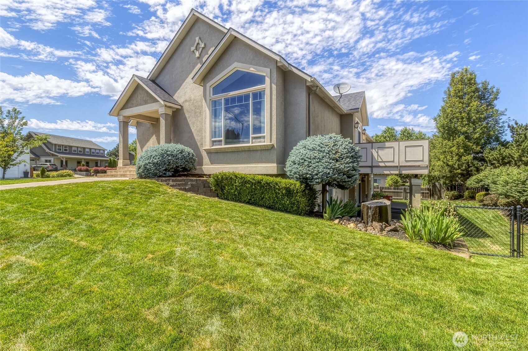 10 Wolf Fork Place Property Photo 1