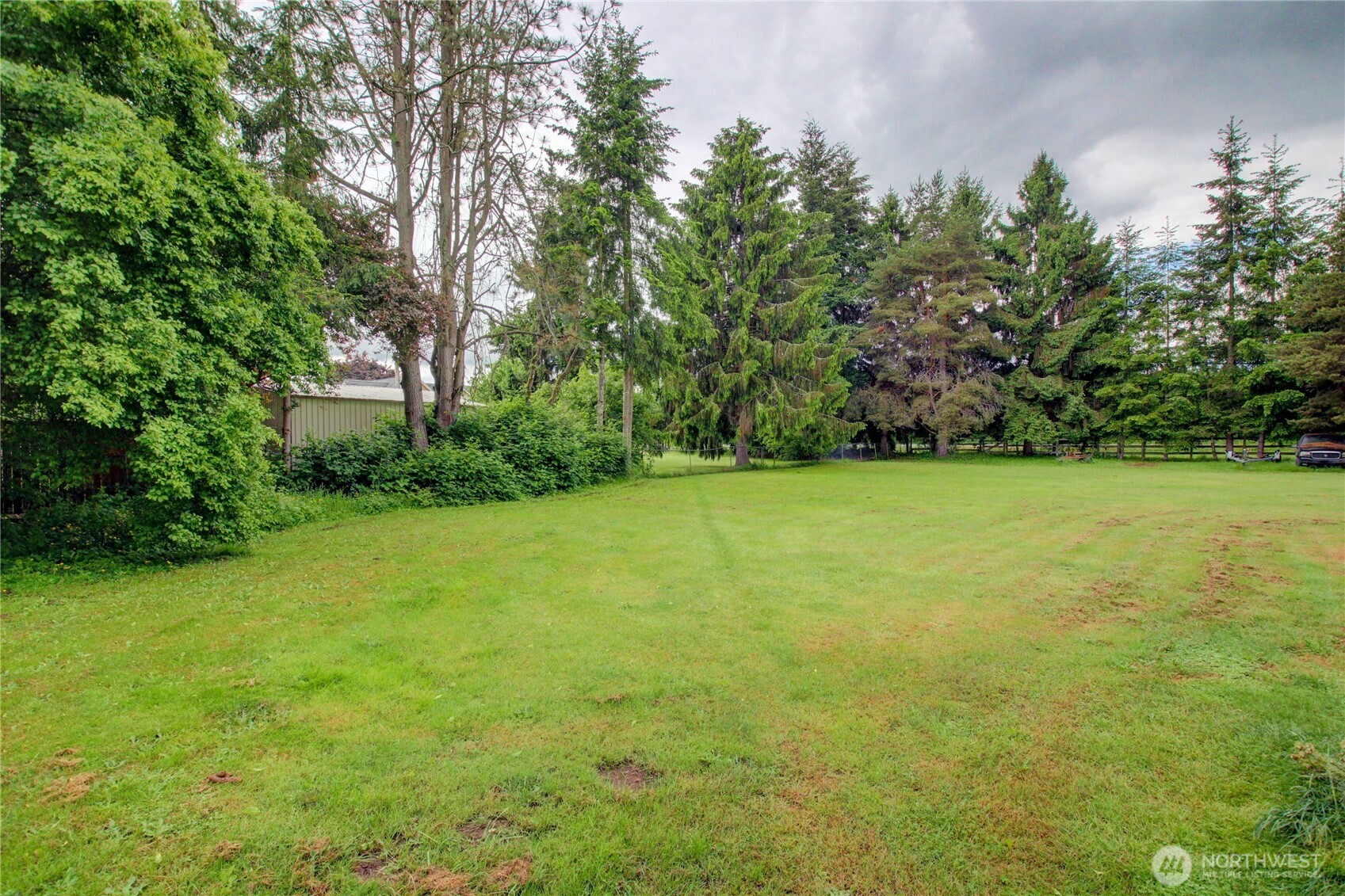 7185 Old Hwy 99 N Road Property Photo 14
