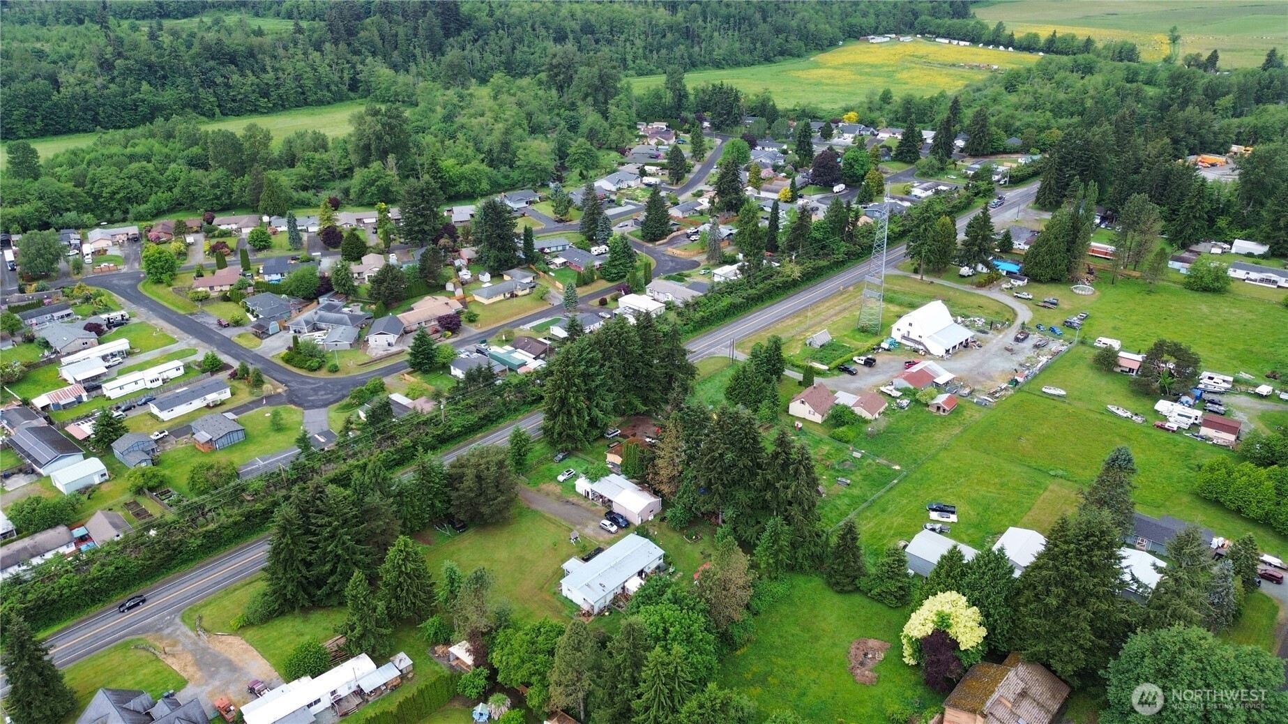7185 Old Hwy 99 N Road Property Photo 20