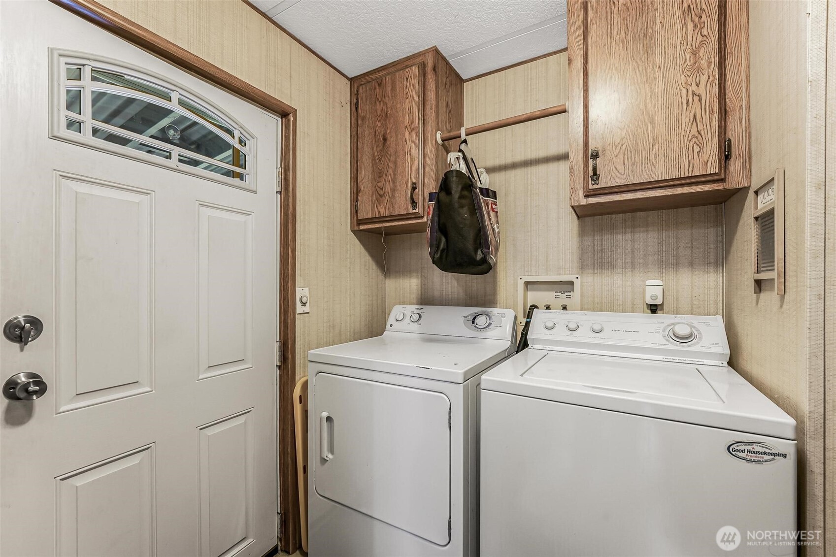 980 Falcon Road Property Photo 23