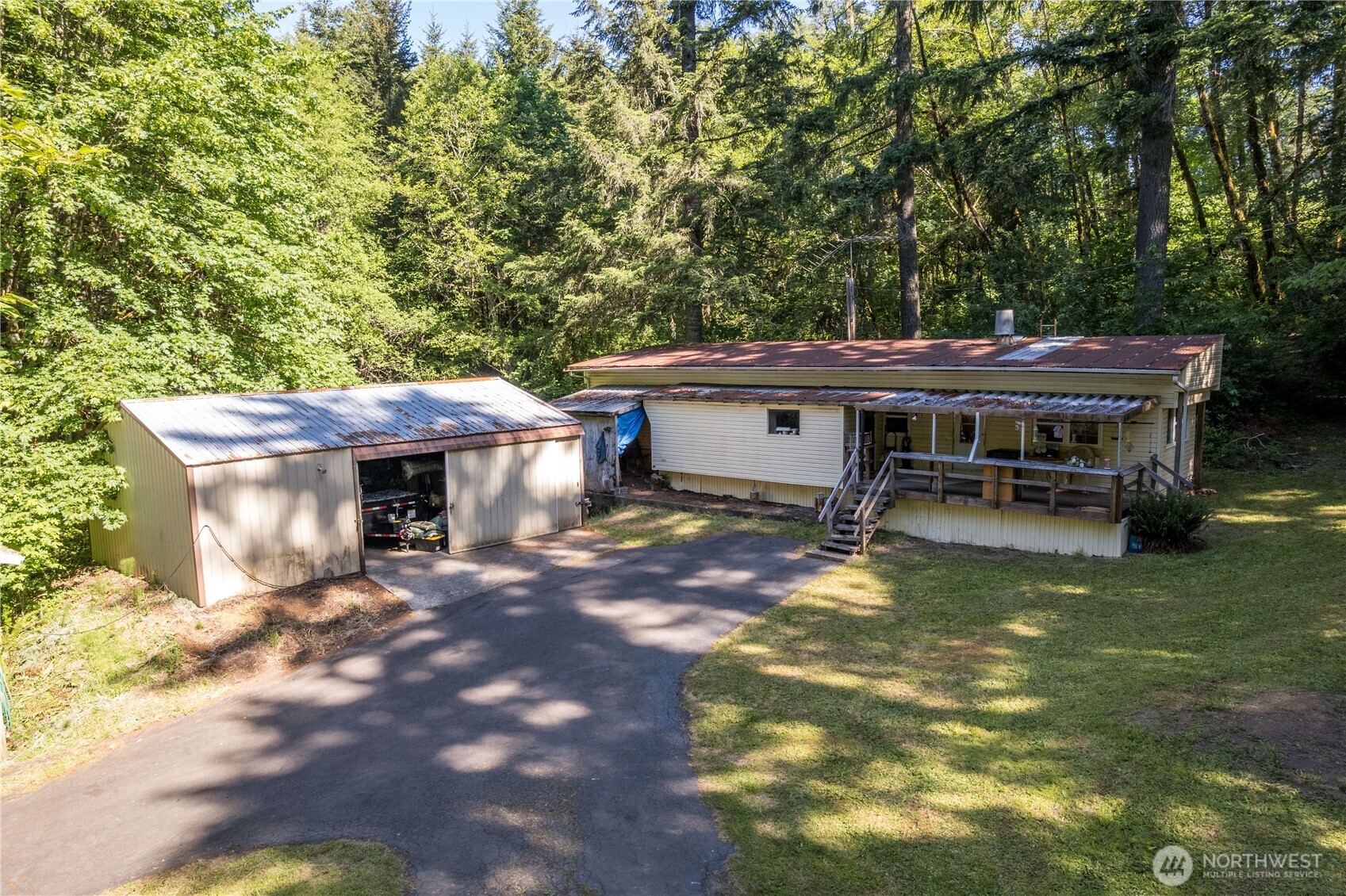 198 Burnett Property Photo 1