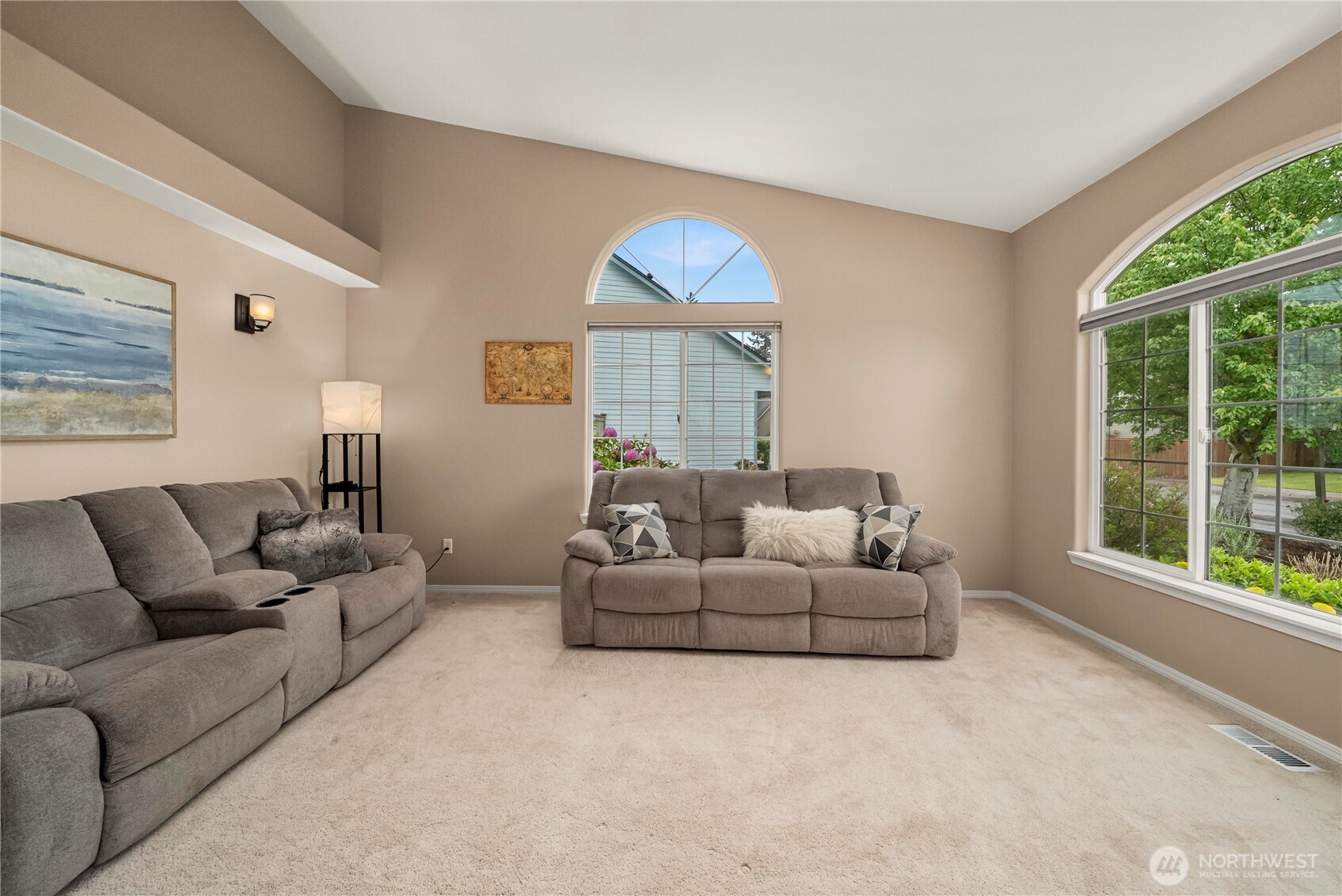 16910 132nd Avenue Property Photo 8