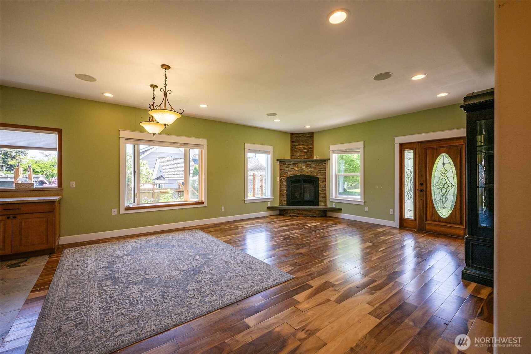 1411 K Avenue Property Photo 7