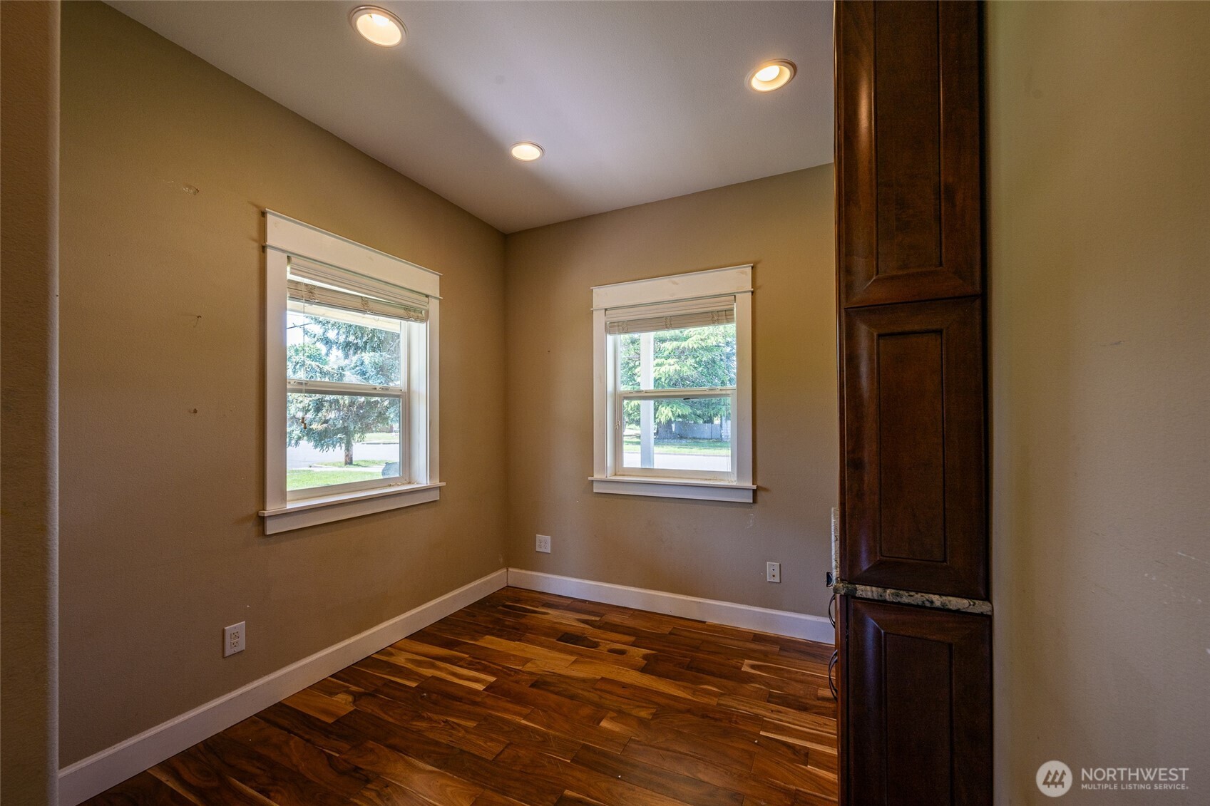 1411 K Avenue Property Photo 9