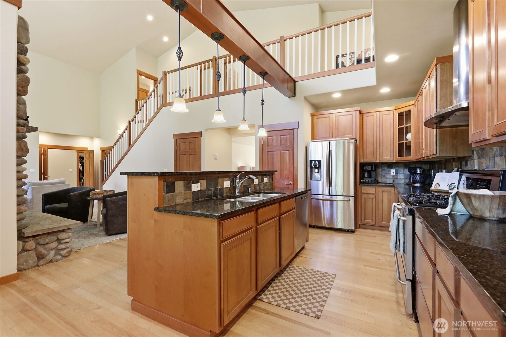 18421 25th Drive Property Photo 8