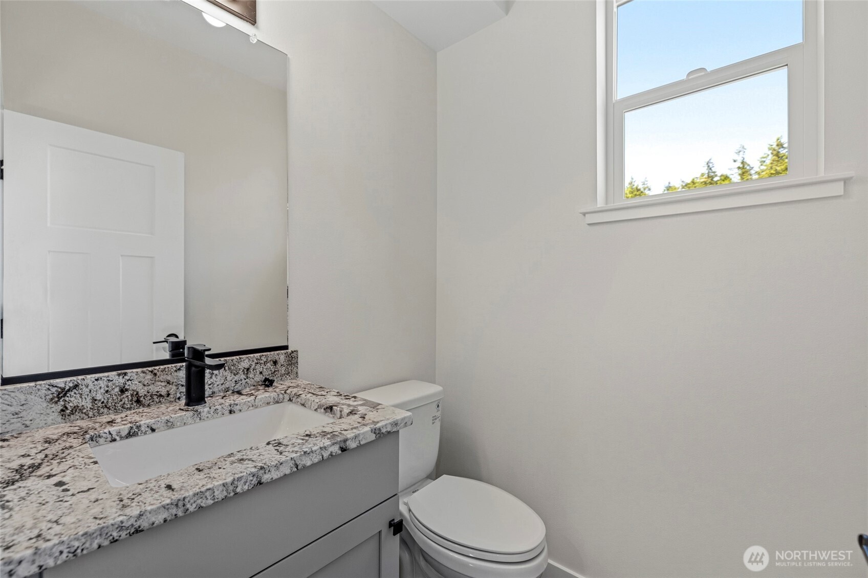945 Nw Heller Street A2 Property Photo 14