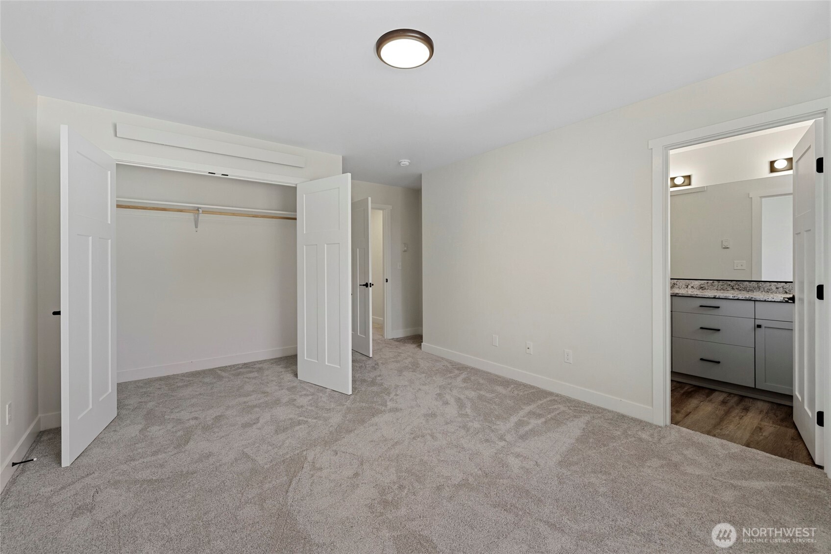 945 Nw Heller Street A2 Property Photo 24