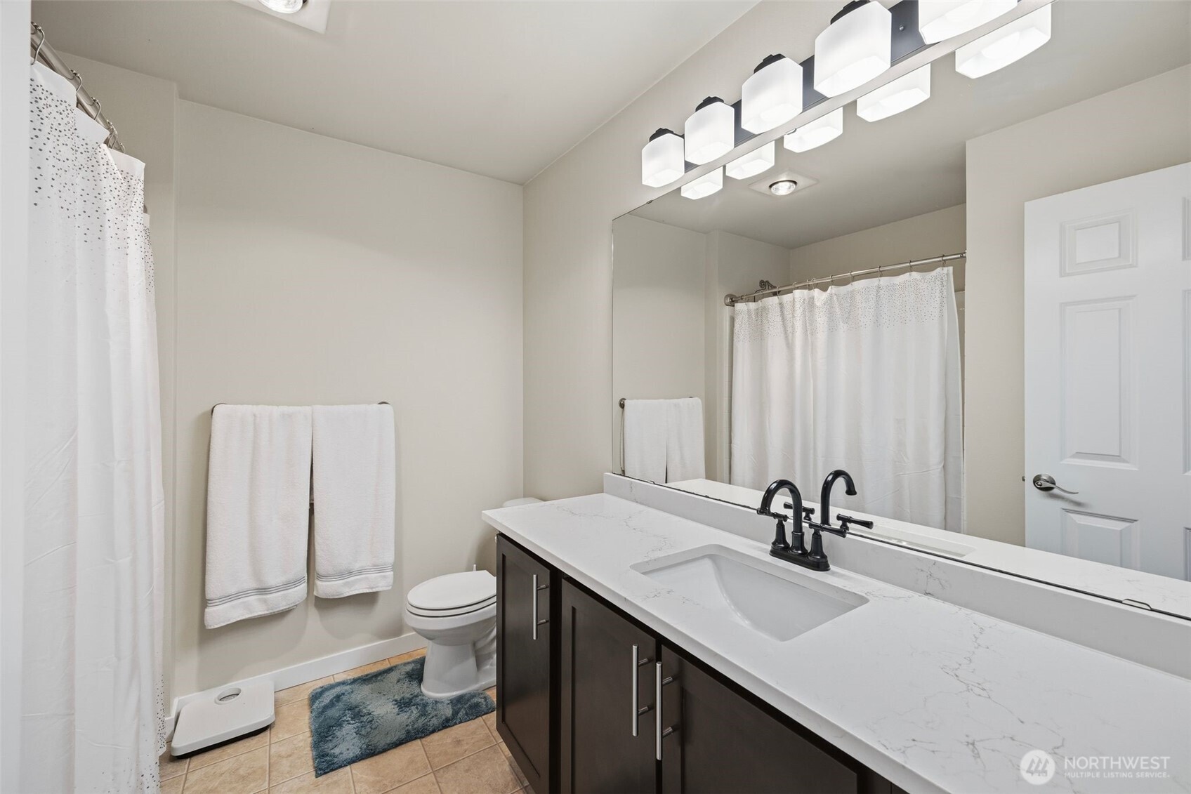 1900 Weaver Road K204 Property Photo 13