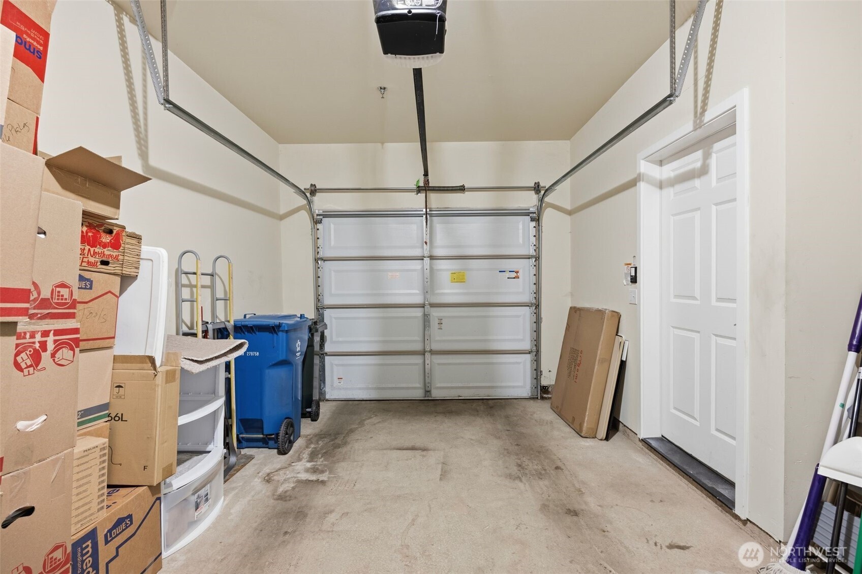 1900 Weaver Road K204 Property Photo 16