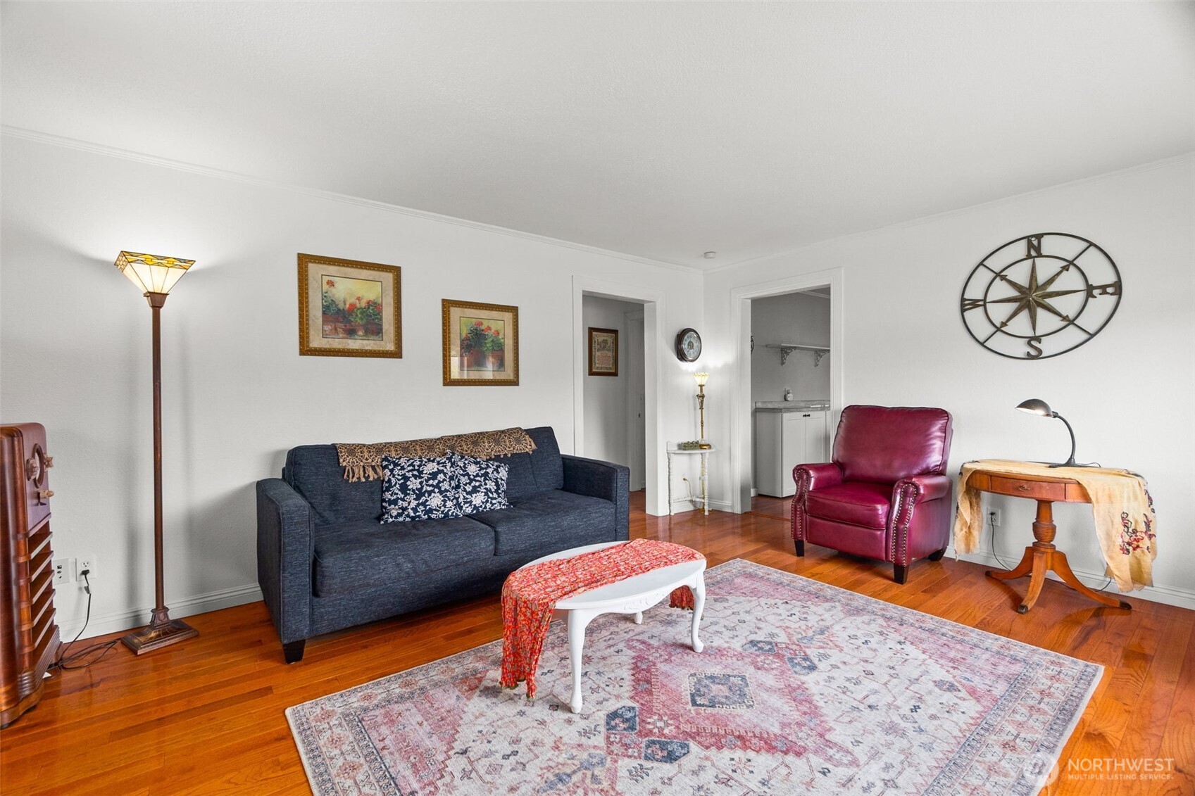 1102 W Anderson Street Property Photo 6