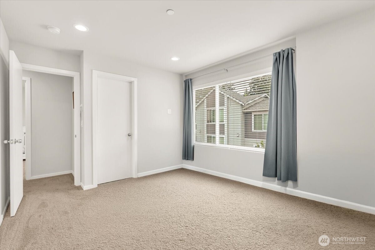 13628 Manor Way A2 Property Photo 29