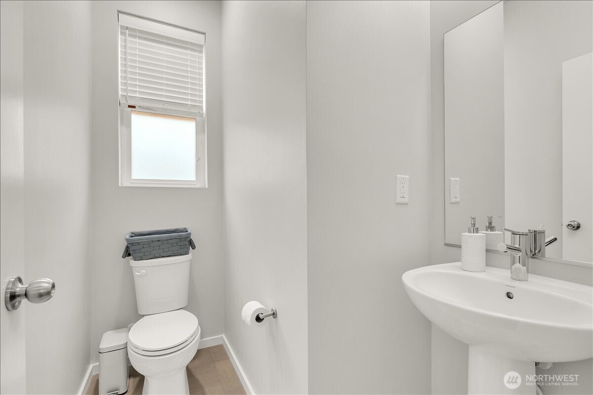 13628 Manor Way A2 Property Photo 32