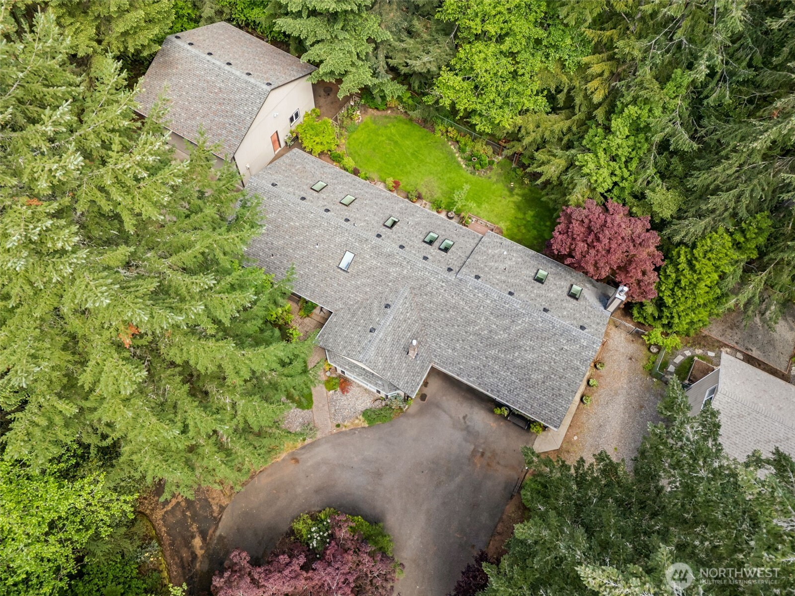 7626 Thrush Drive Property Photo 21