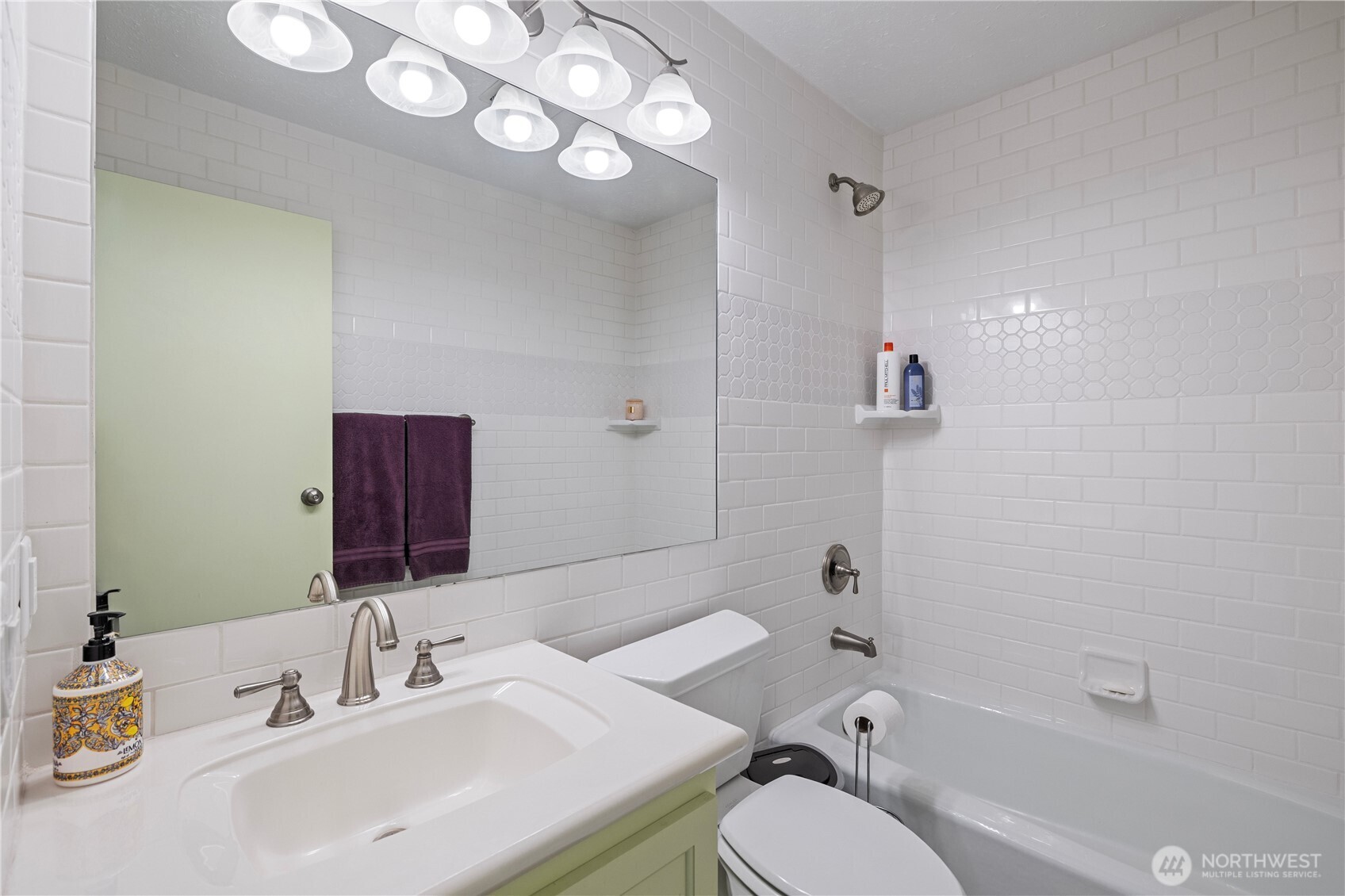 407 Summer Place Property Photo 18
