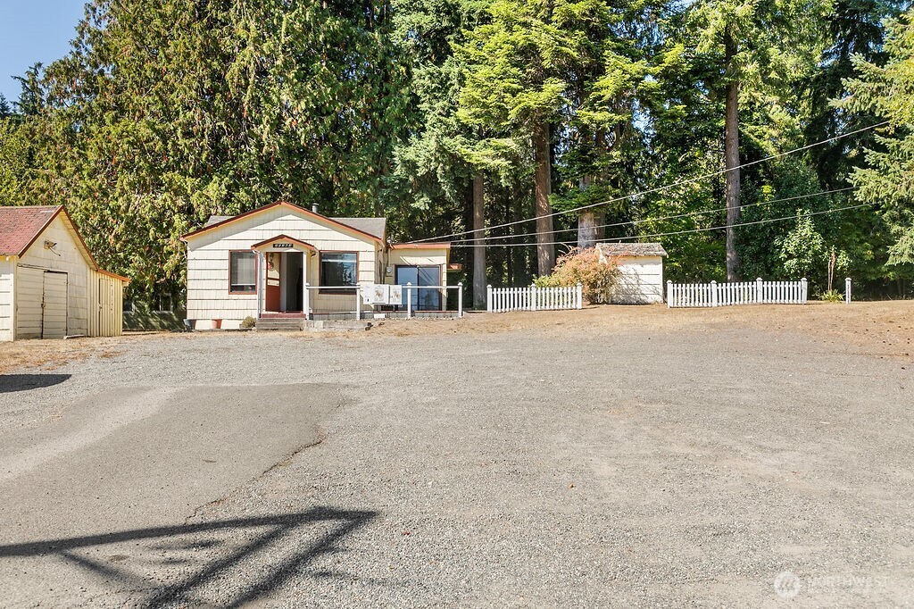 20363 Nw Cedar Lane Property Photo 1