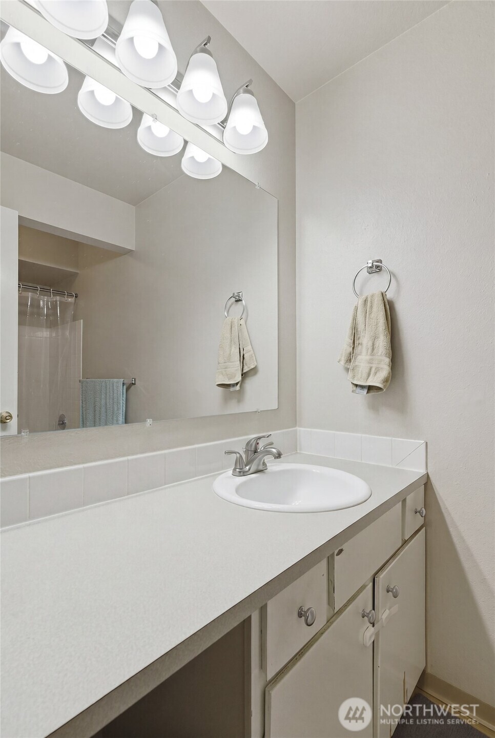 2820 15th Avenue Property Photo 22