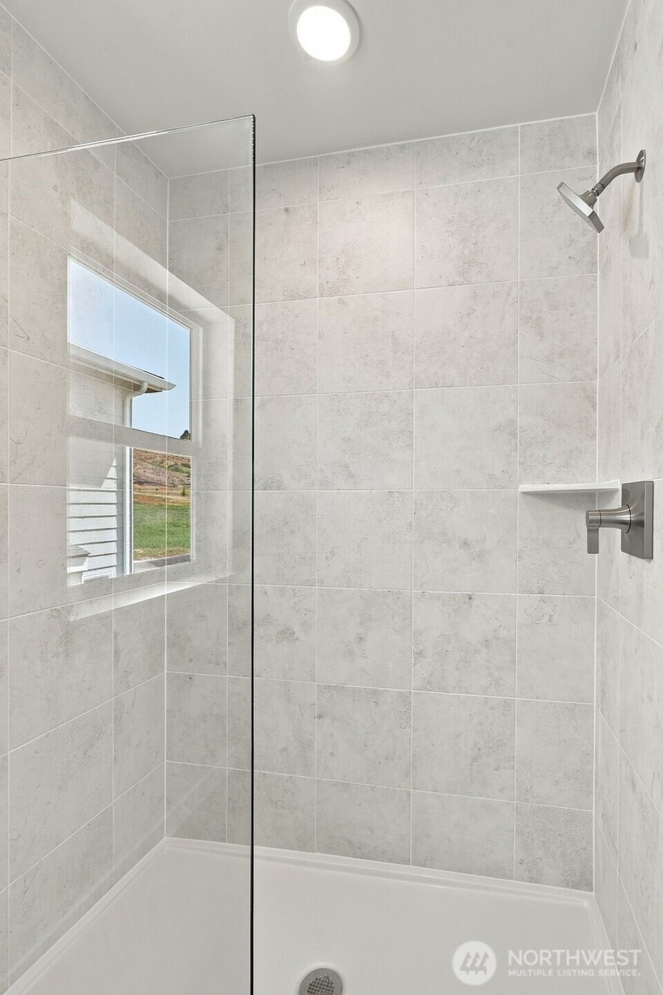 2114 Plumridge Court Property Photo 28