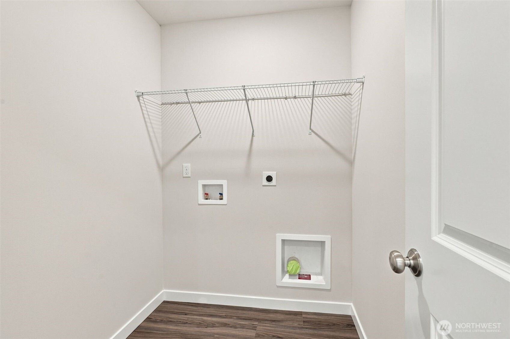 2114 Plumridge Court Property Photo 32