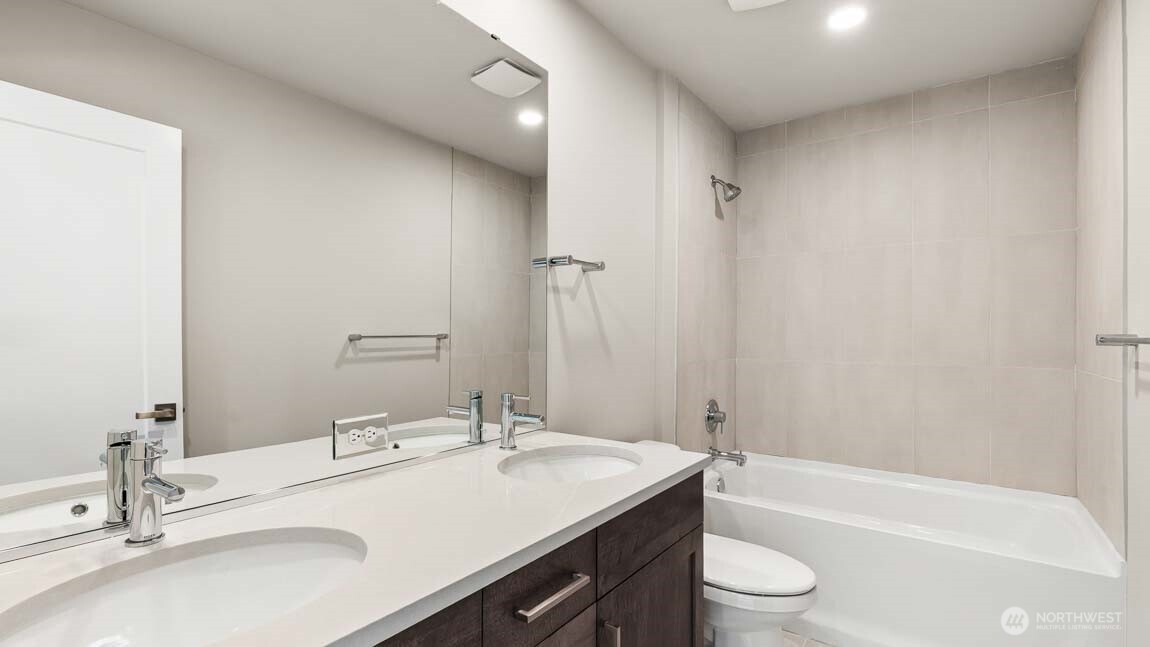 5307 91st Way Property Photo 18