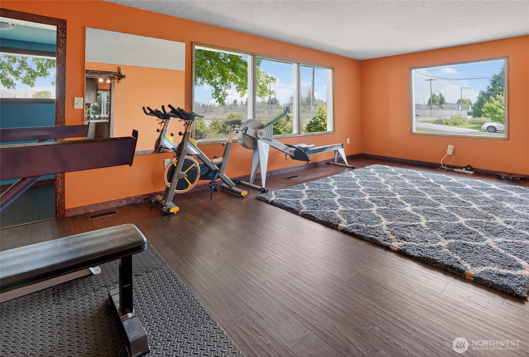 1789 Kok Road Property Photo 6