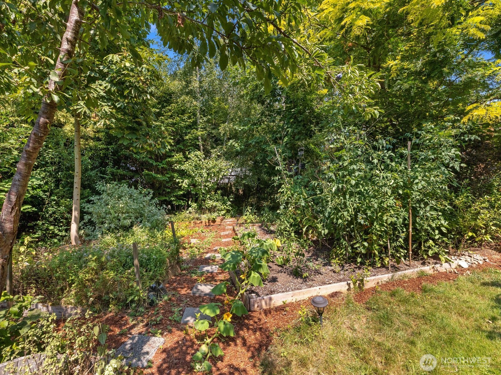 1202 Pine Avenue Property Photo 36