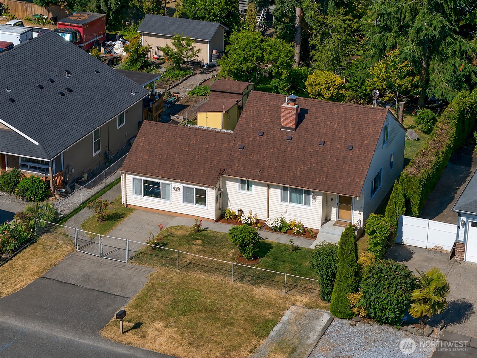 25033 20th Avenue Property Photo 1