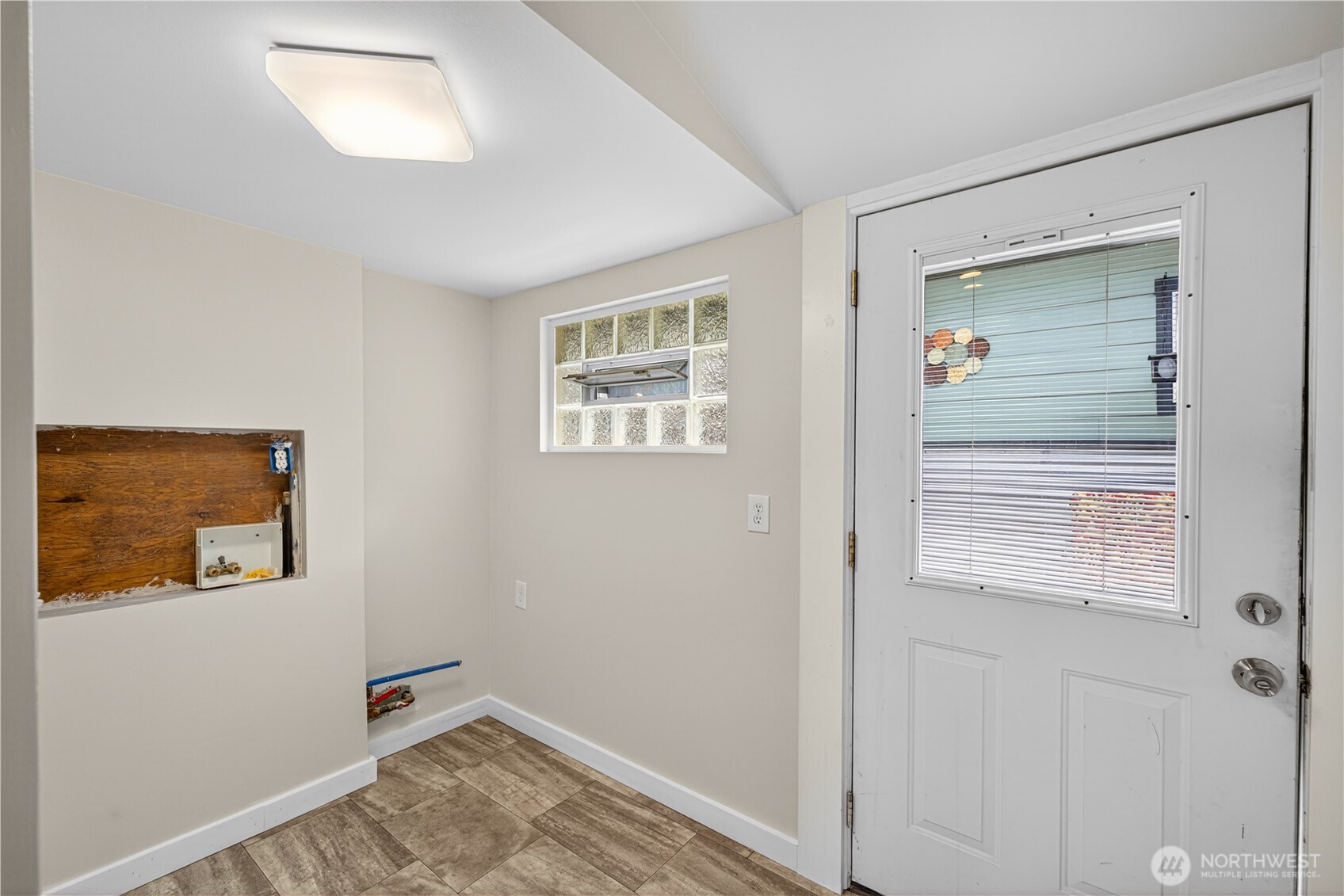 501 35th Street Property Photo 21