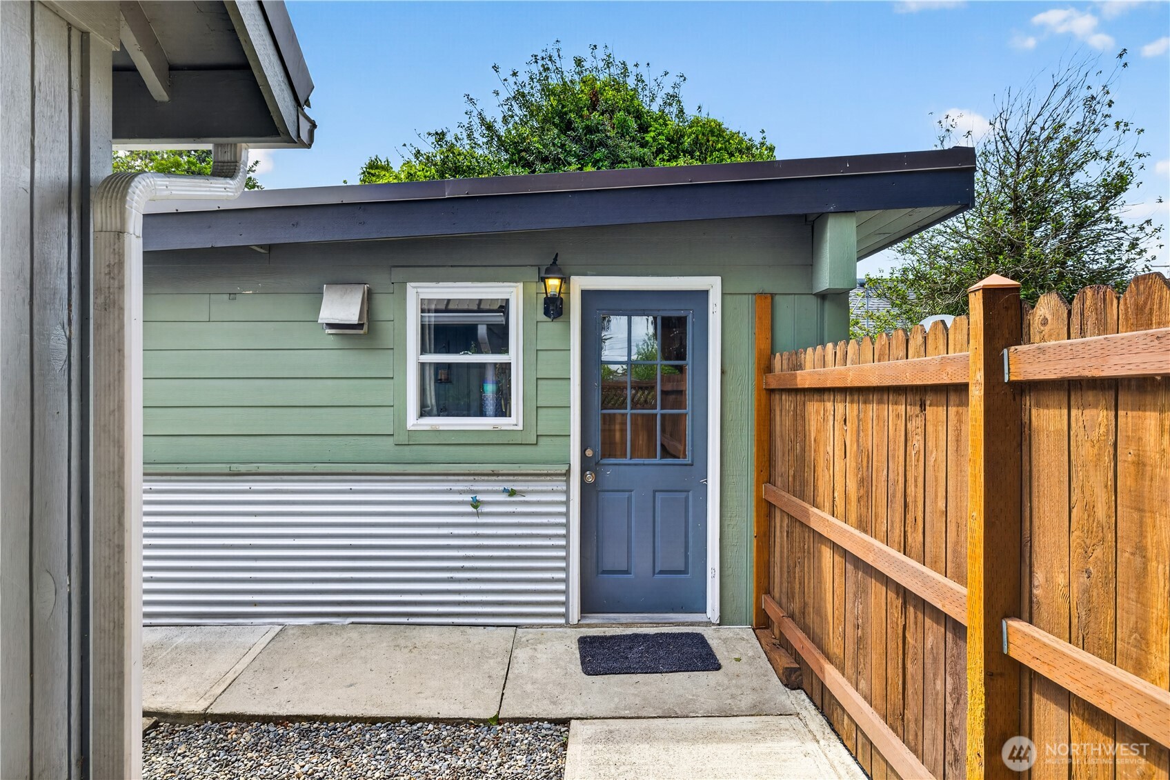 501 35th Street Property Photo 26