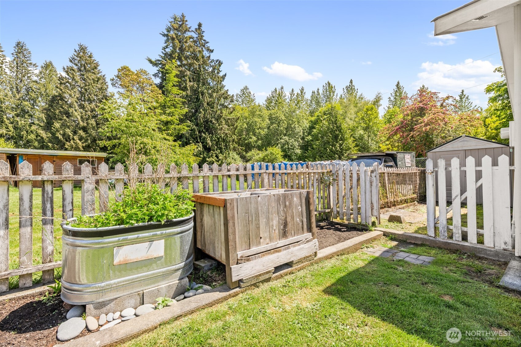 10 Whispering Firs Property Photo 39