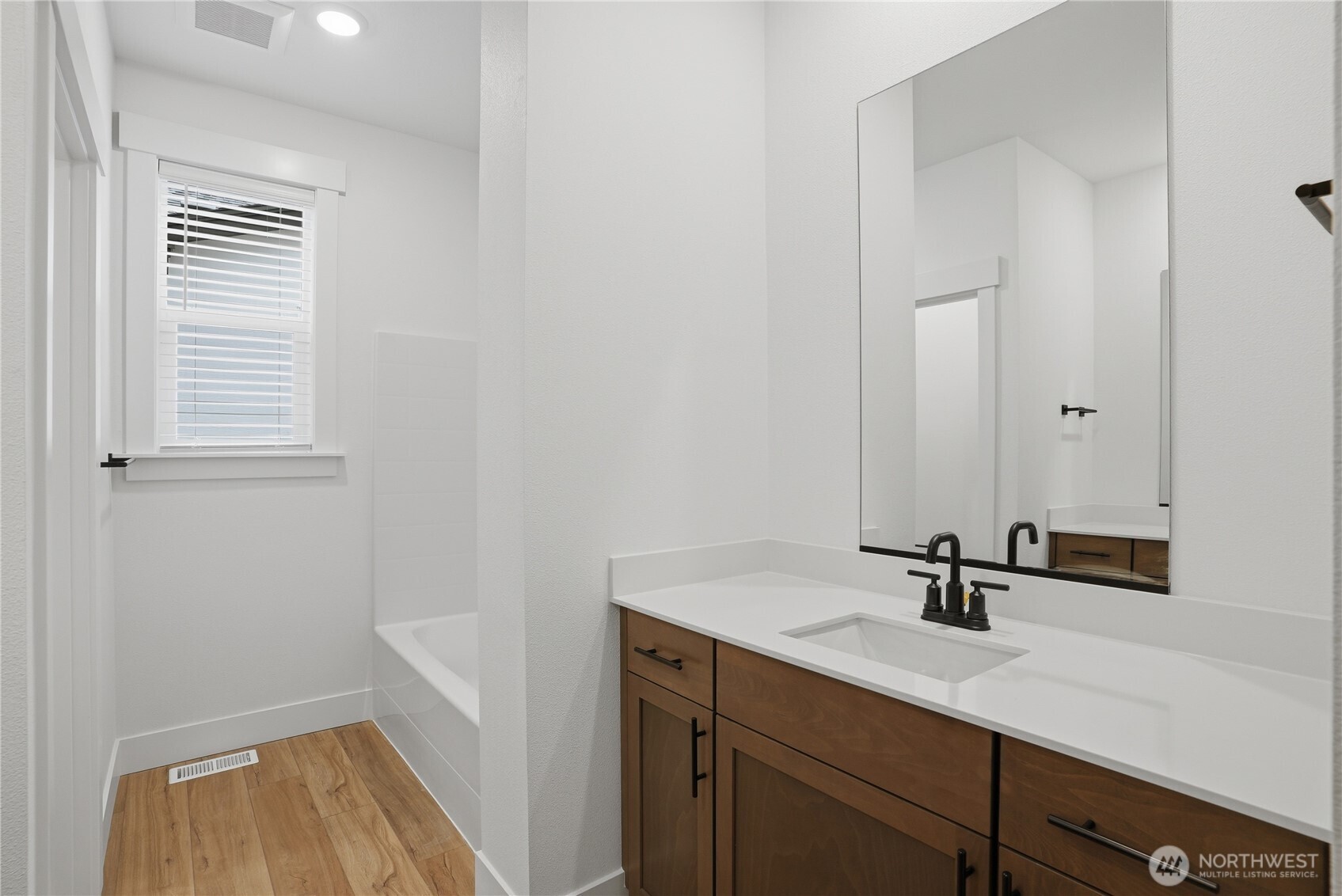 32106 Myrtle Avenue Property Photo 21