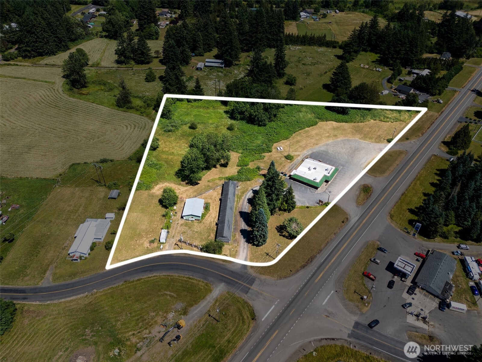 2911 Us Hwy 12 Property Photo 2