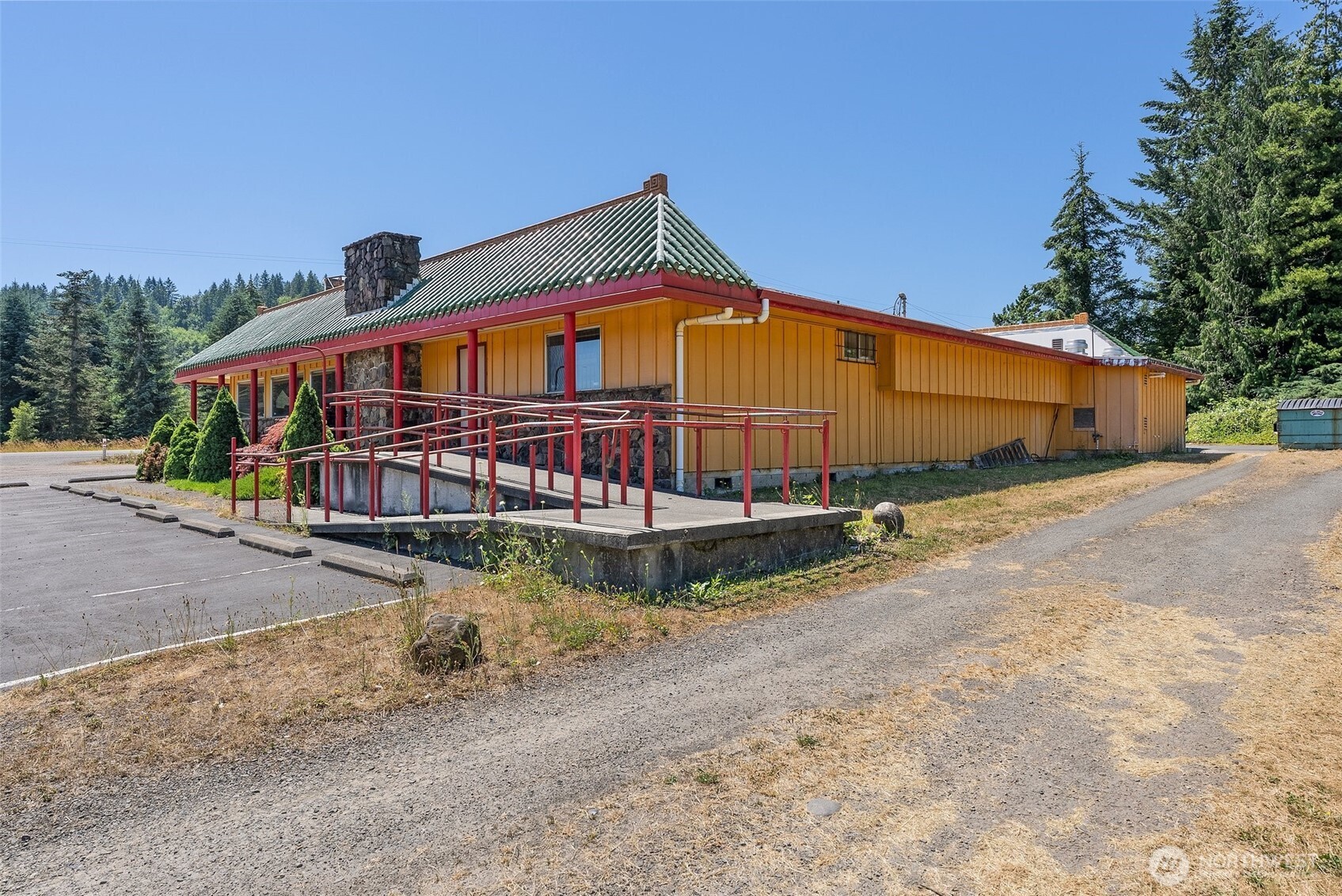 2911 Us Hwy 12 Property Photo 11