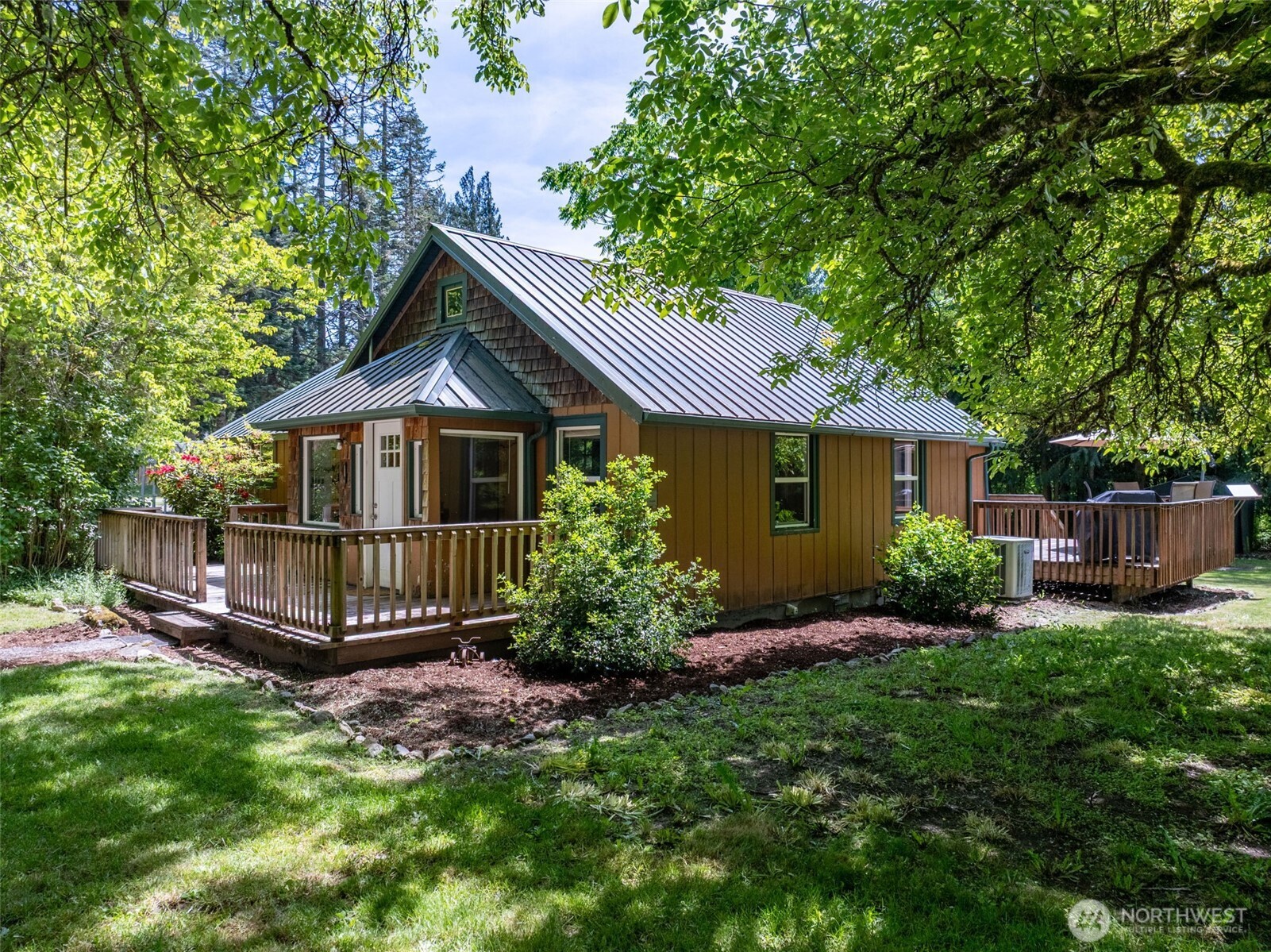 1364 Silverbrook Road Property Photo 4