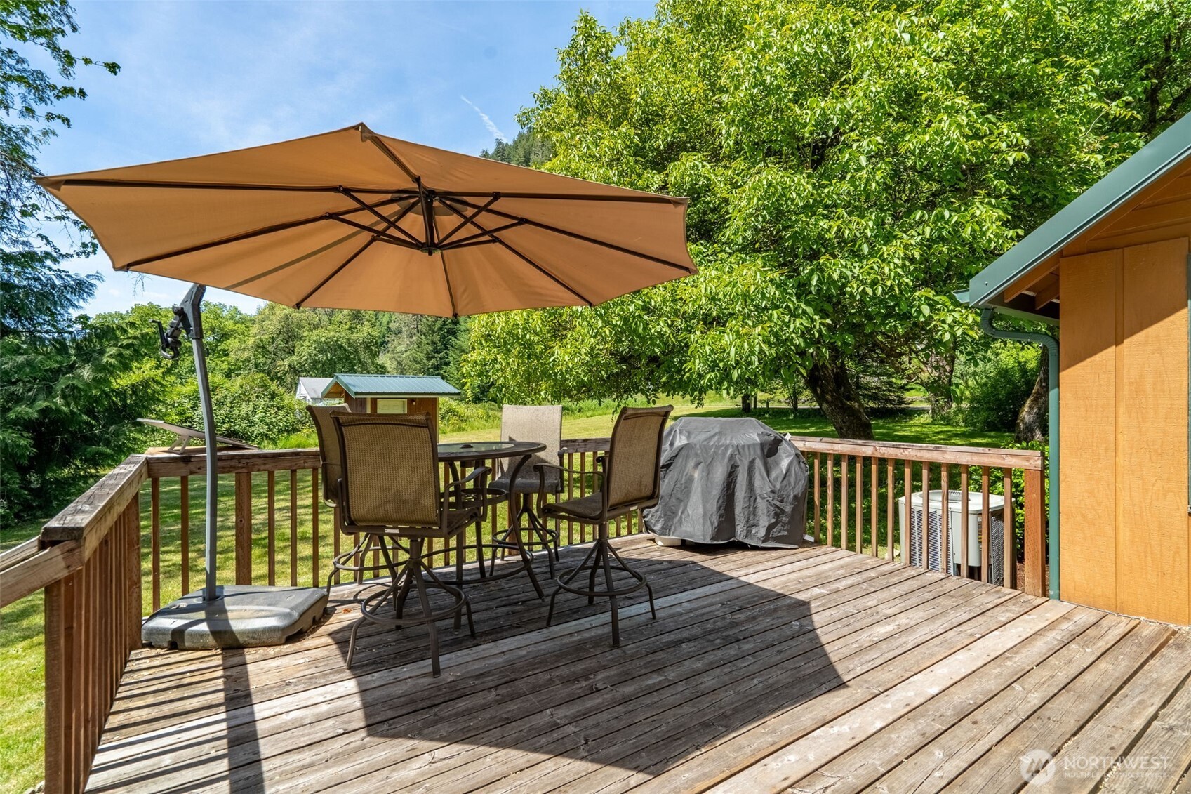 1364 Silverbrook Road Property Photo 10