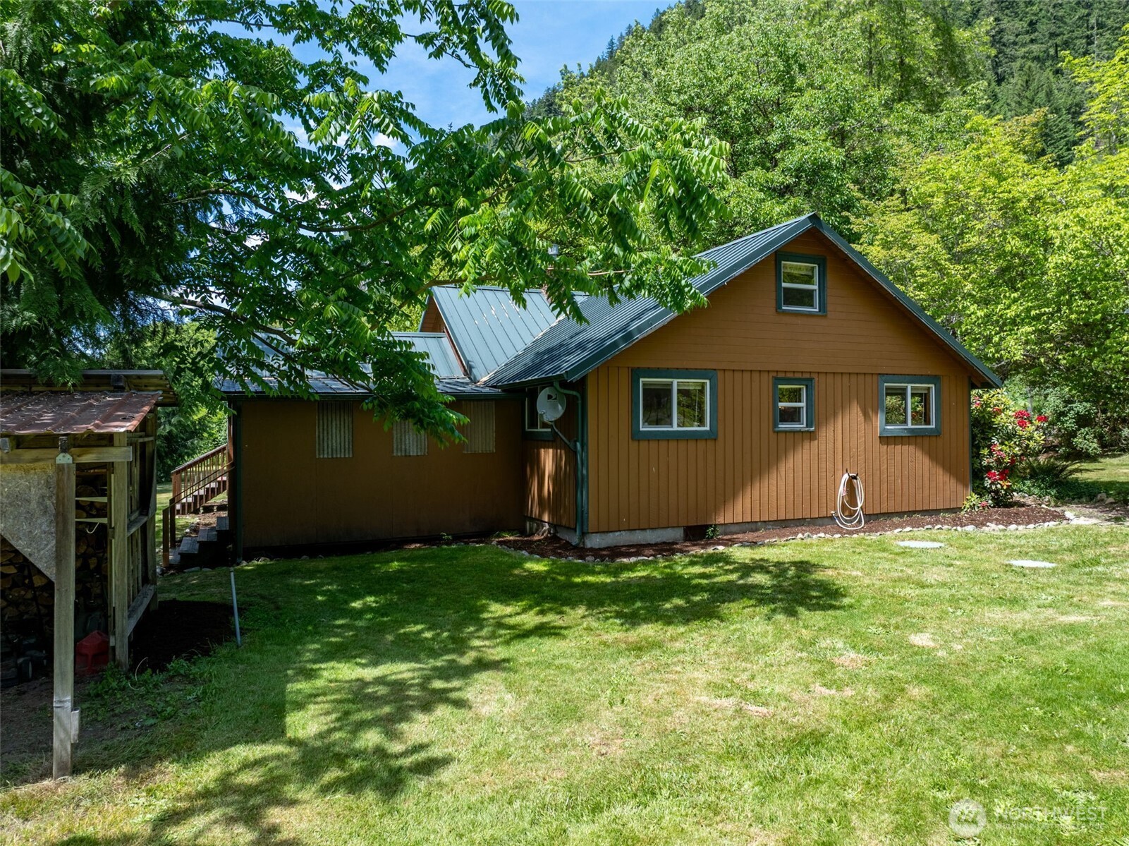 1364 Silverbrook Road Property Photo 14
