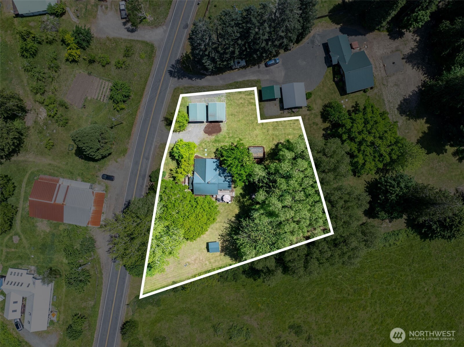 1364 Silverbrook Road Property Photo 39
