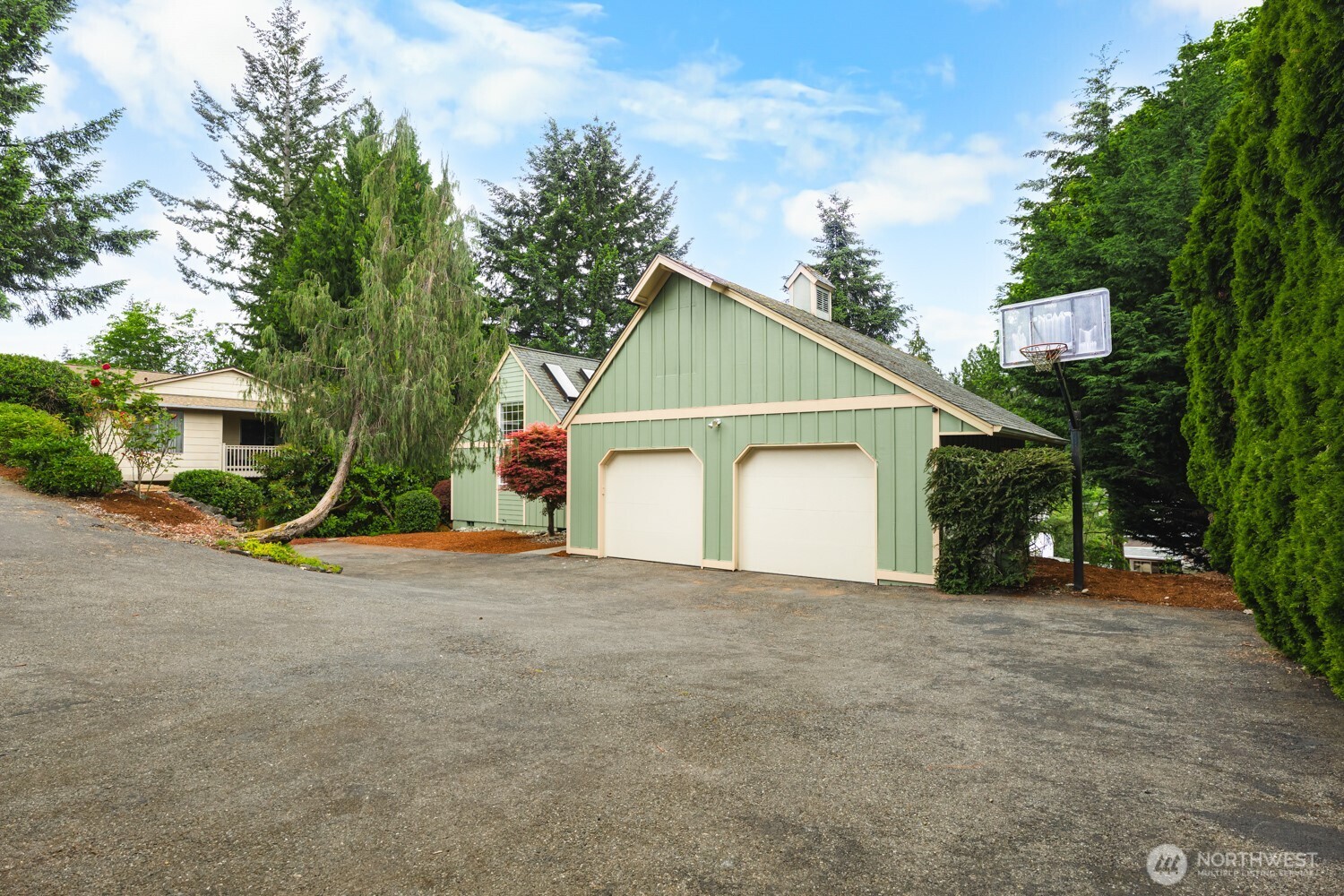 1520 Weathervane Drive Property Photo 3