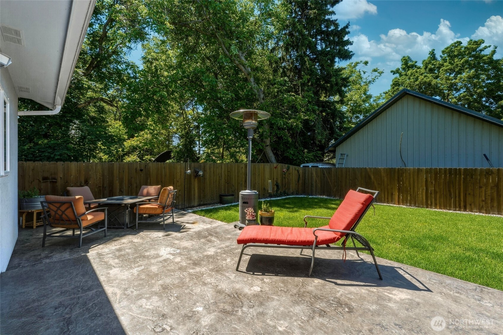724 Juniper Street Property Photo 32