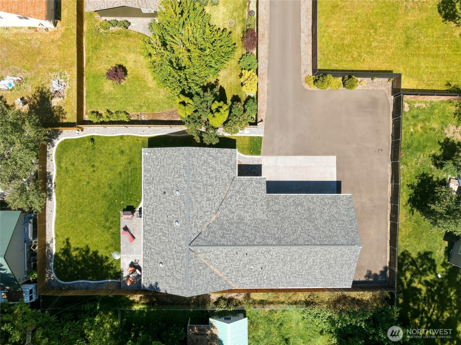 724 Juniper Street Property Photo 36