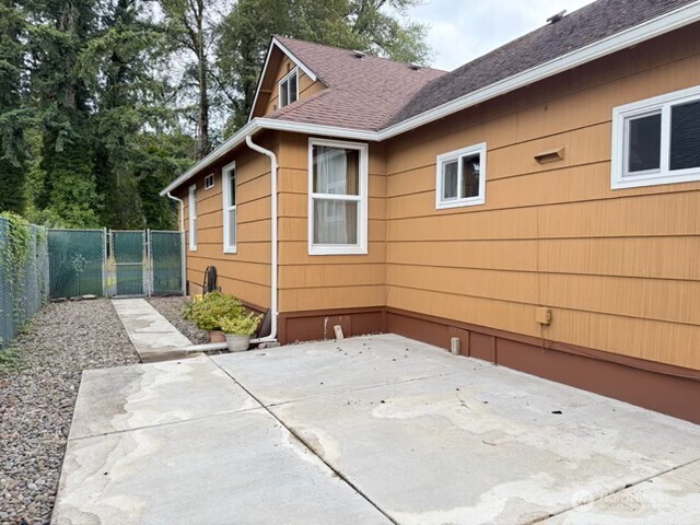 509 Monroe Street Property Photo 13