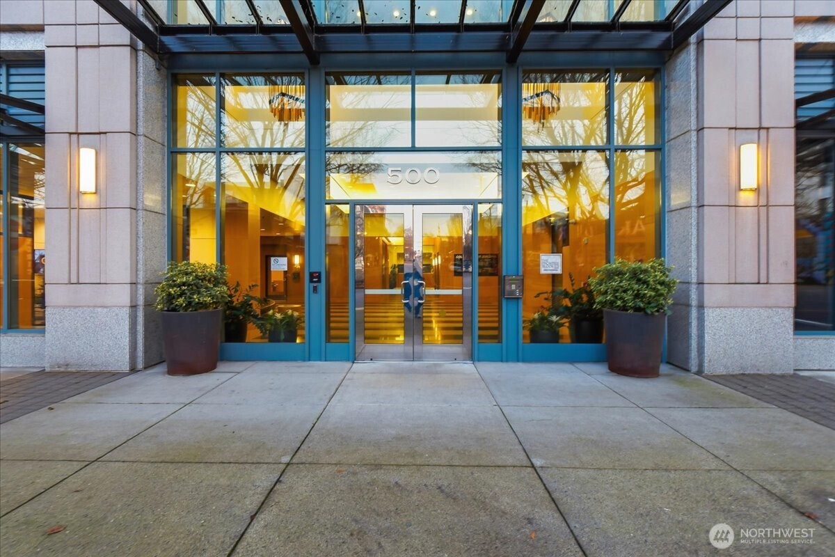 500 Broadway Street 603 Property Photo 4