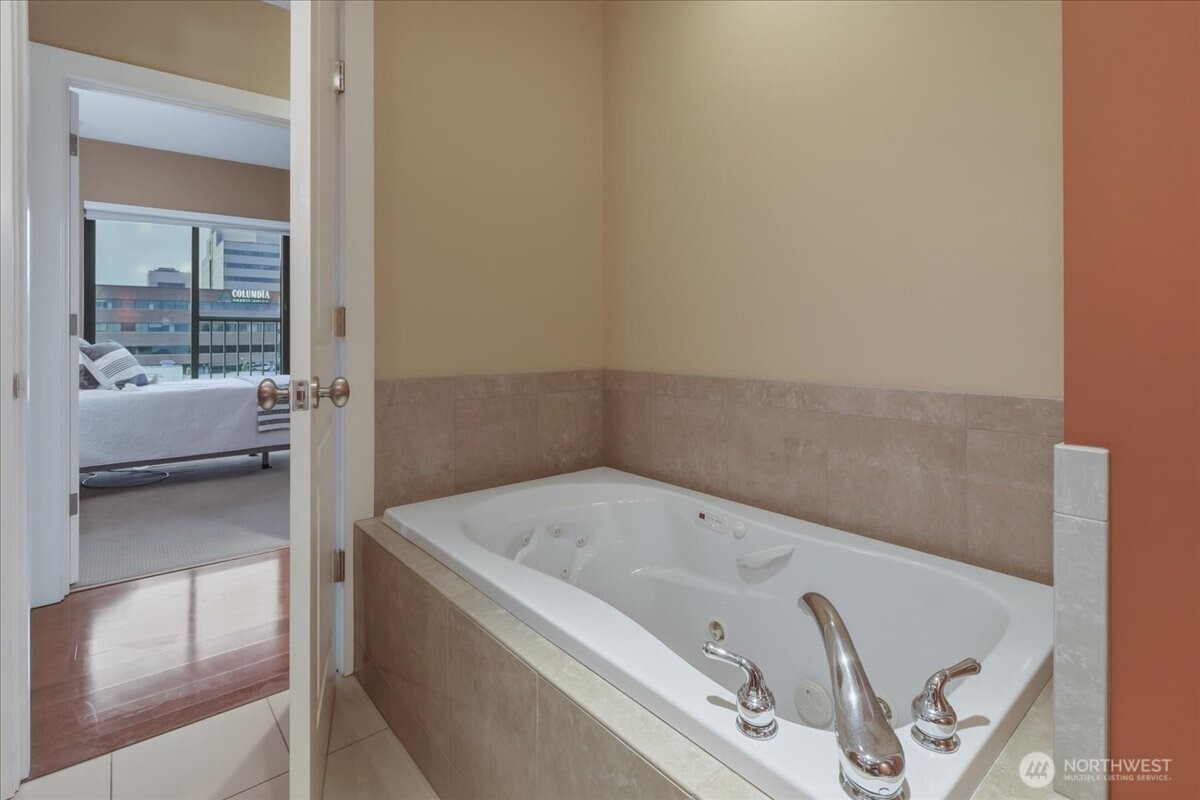 500 Broadway Street 603 Property Photo 29