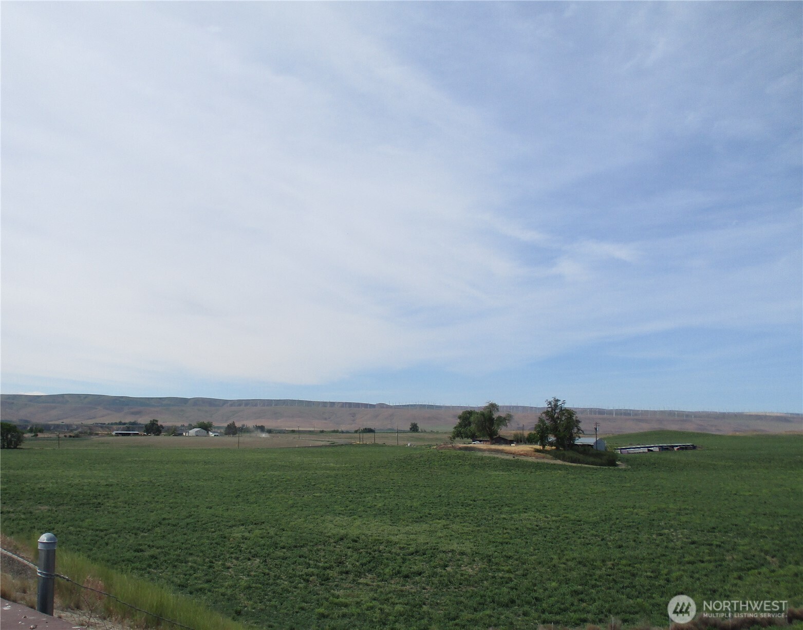 669 Cummins Road Property Photo 1