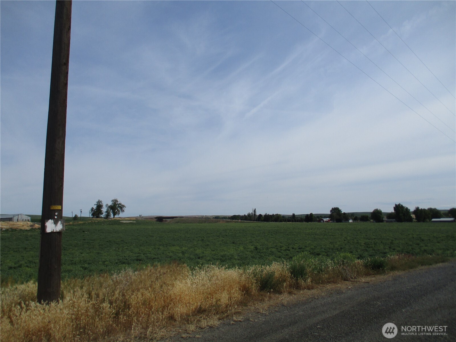 669 Cummins Road Property Photo 7