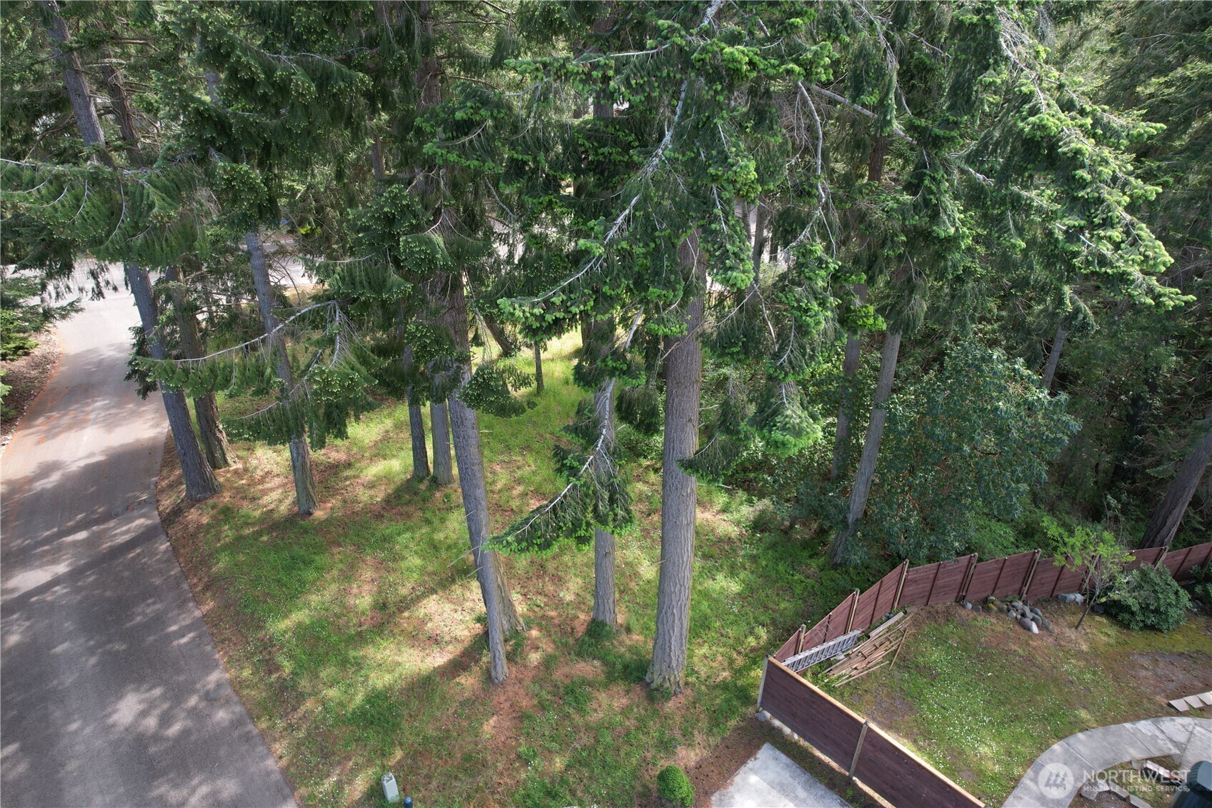 9999 Northridge Lane Property Photo 1