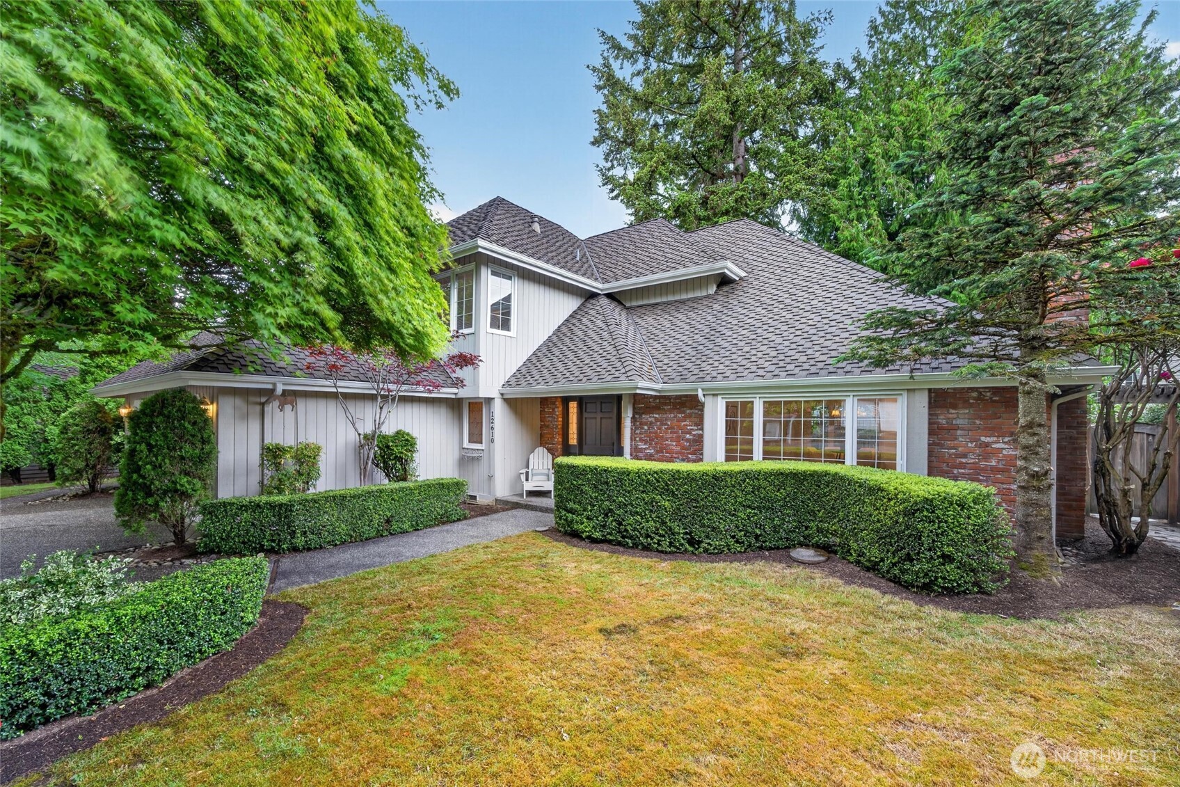 12610 Ne 68th Place Property Photo 1
